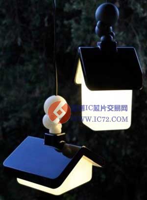 暗夜中的精灵 发光的房子 发光的罐子